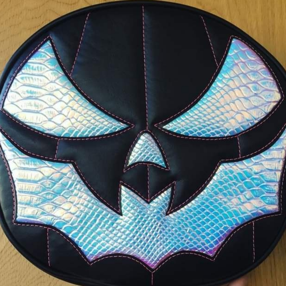 (DISO) Love pain and stitches pp ready or trade.. - Picture 10 of 12